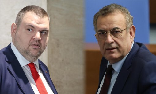 Чакъров внесе молба за отказ от делото за изключването на Пеевски като съпредседател на ДПС 