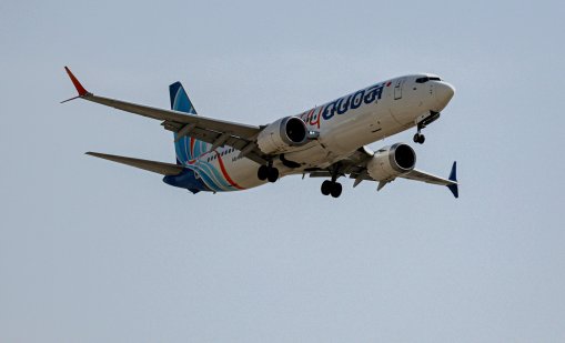 Полет от Дубай за Израел бе отклонен след сбиване на пилотите