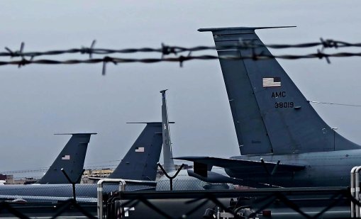 Затвориха софийското летище за няколко часа, утре - също