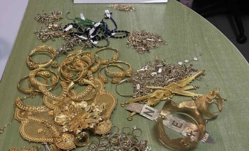 Укрити в кисело мляко златни накити заловиха на "Капитан Андреево"