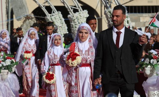 54 двойки се ожениха на масова сватба в ивицата Газа