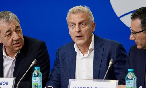 Москов: Политиците трябва да спрат да харчат за сметка на бъдещите поколения