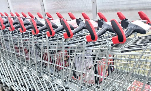 &ldquo;Магазин за хората&rdquo;: Сметките и рафтовете ни не са празни