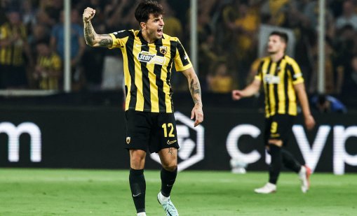 АЕК засили Левски в Лига Европа след 4:0 в Атина