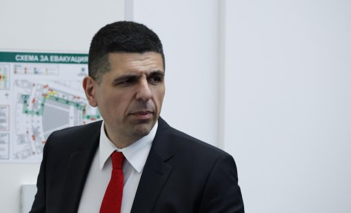 Мирчев пита Радев за палежа на Stralink: Как обвиняемите напуснаха България? 