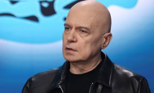 Слави с ново писмо до Демерджиев, цитира му Сенека 