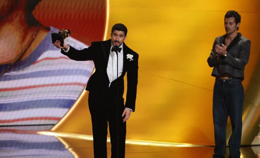 Победители на "Грами" замениха благодарностите с "ICE OUT" СНИМКИ/ВИДЕО