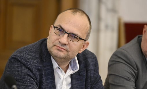 Огромният бюджетен дефицит ще удари всеки българин чрез инфлацията