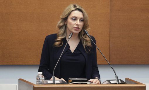 Депутатите в нова 30-минутна почивка преди вота, поиска я ИТН