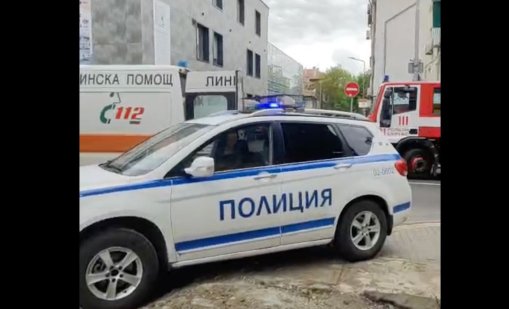 Багер погреба жив работник в Бургас, мъжът почина ВИДЕО