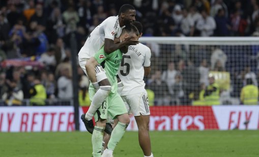 С 10 души Реал удари Атлетико в голов спектакъл 