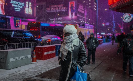 Стотици отменени полети заради зимна буря в североизточни щати на САЩ