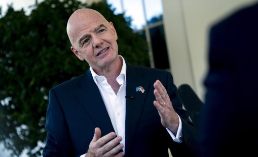 FIFA ще връчи "награда за мир“ на Доналд Тръмп