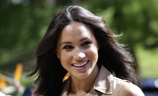 81-годишният баща на Меган Маркъл си хвана 46-годишна медсестра  