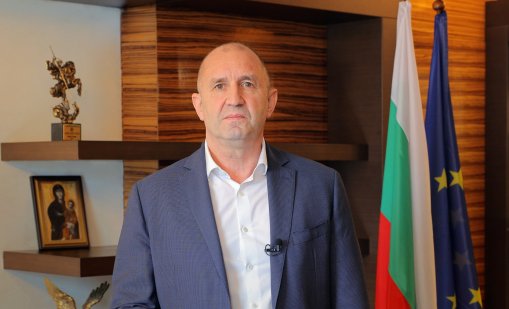 Радев честити 1 май: Нека почитаме чуждия труд