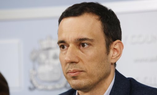 Терзиев: Назрял е моментът за въвеждане на “червена зона” за паркиране