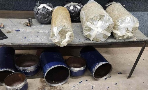 Граничарското куче Бояр откри над 70 кг марихуана в газови бутилки