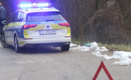 Мъж е загинал при челна катастрофа на пътя между Велинград и Юндолa