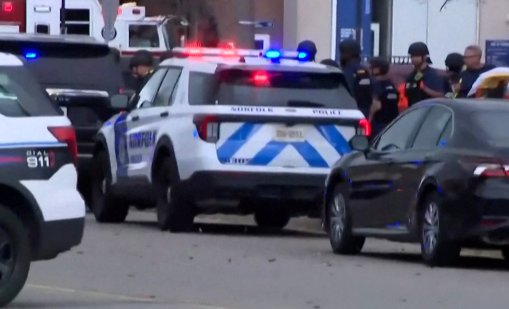 Мъж, свързан с ИД, стреля в университет в САЩ, неутрализиран е от студенти