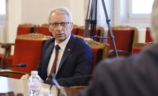 Денков: "Голямото момче" е отпред, Борисов е на втора линия