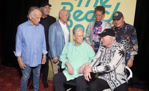 Отиде си Брайън Уилсън, остовал Beach Boys