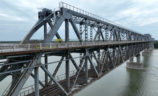 Днес ще бъде спряно движението по Дунав мост при Русе