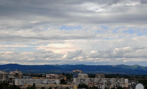Предимно слънчево време ни очаква днес