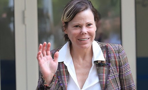 Княгиня Калина на излет у нас винаги с куче, фотоапарат и нож от зелените барети