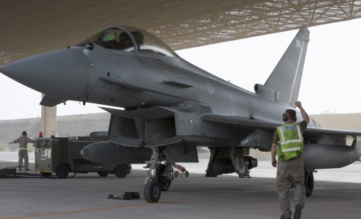 Иранска ракета е поразила най-голямата американска военна база в Близкия изток