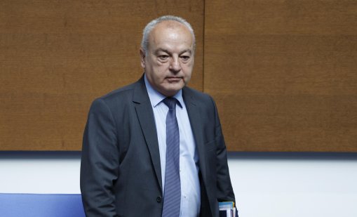 Донев: Работим за равнопоставеност без да отнемаме права и доходи