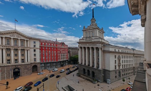 &ldquo;Галъп&rdquo;: 42% одобрение на кабинета на Радев след първите 100 дни управление