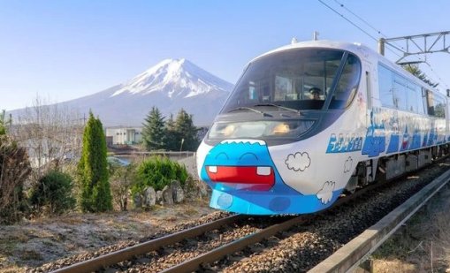 Япония пусна специален влак до планината Фуджи