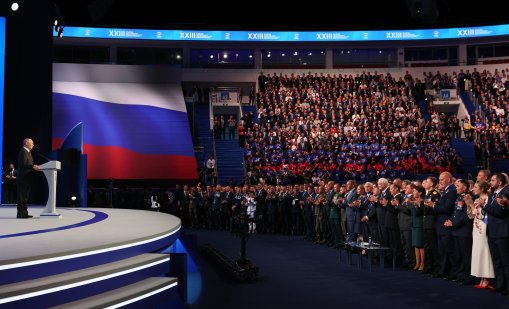 Как шпионите на Путин се опитаха да вербуват активистка от Pussy Riot