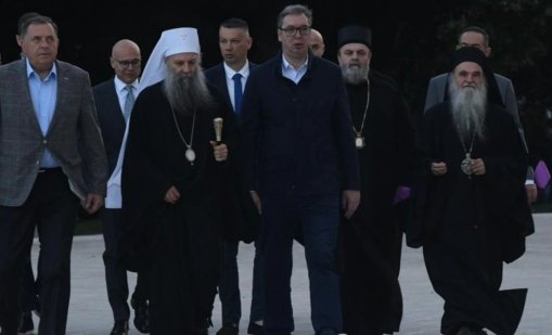 Сръбският патриарх нарече част от вярващите, които отиват при него, дебили ВИДЕО
