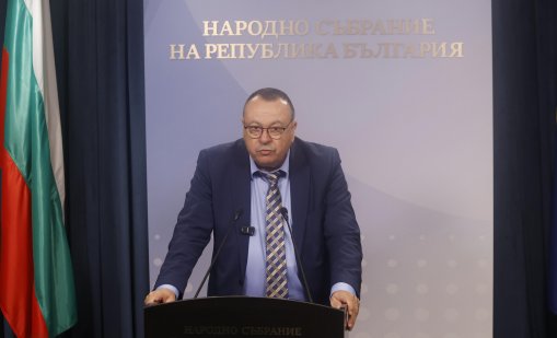 ДПС с разкрития за Демерджиев: Имотни сделки, укриване на данъци