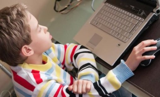 И Швейцария склонна да забрани социалните мрежи за деца