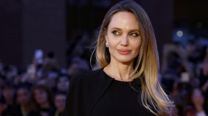 Анджелина Джоли спечели малка съдебна победа срещу Брад Пит