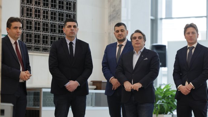 ПП-ДБ обяви водачите на листите за изборите, вижте ги