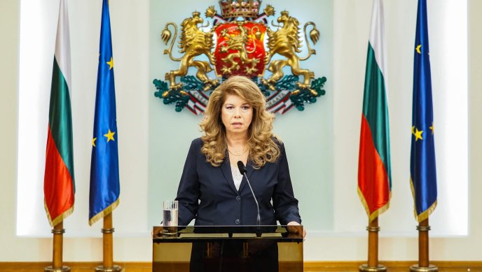 Йотова: Гласувайте, да затворим отровната язва на купения вот