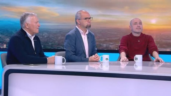 Новият кабинет: "Генералска метла" или демократичен баланс?