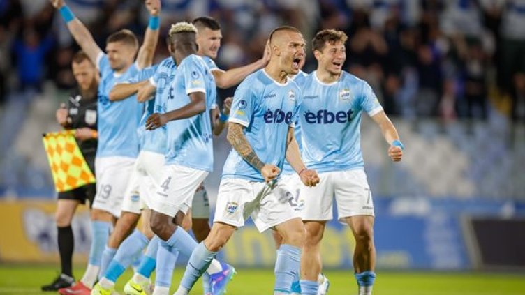 Снимка Стопкадър