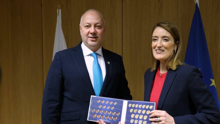 Министерски съвет, Facebook