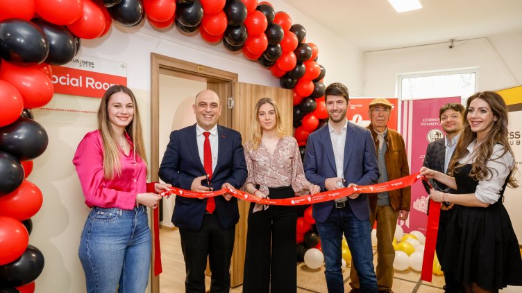 Ново споделено пространство в Стопанския факултет на СУ създаде Кока-Кола ХБК България