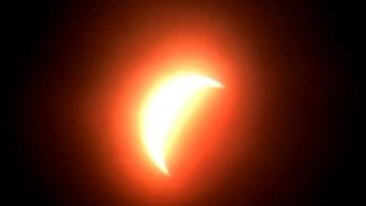 Слънцето угасна над Азия