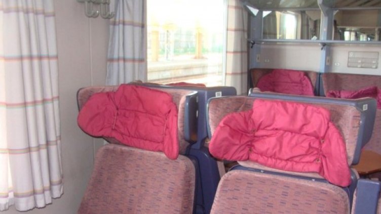 Спадът при пътническите превози на годишна база е със 7,5%. Снимка: Булфото