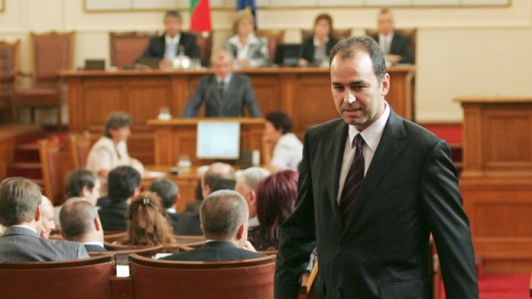 Искров: Критиките към БНБ - най-слабата част от &bdquo;доклада на Първанов&ldquo;