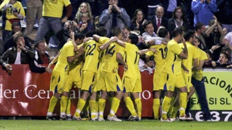 Играчите на Алкоркон празнуват поредния гол във вратата на Реал. Снимка: БГНЕС