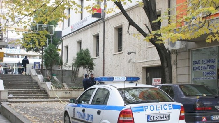 Полицията е заградила мястото. Снимка: БГНЕС