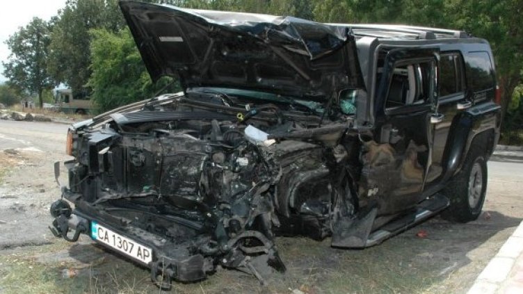 Джипът на Максим Стависки след катастрофата край Ропотамо. Снимка: Булфото