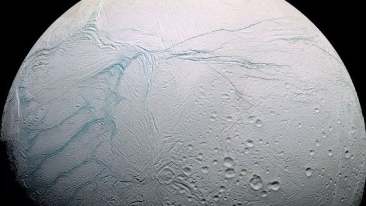 Енцелад. Снимка: antwrp.gsfc.nasa.gov